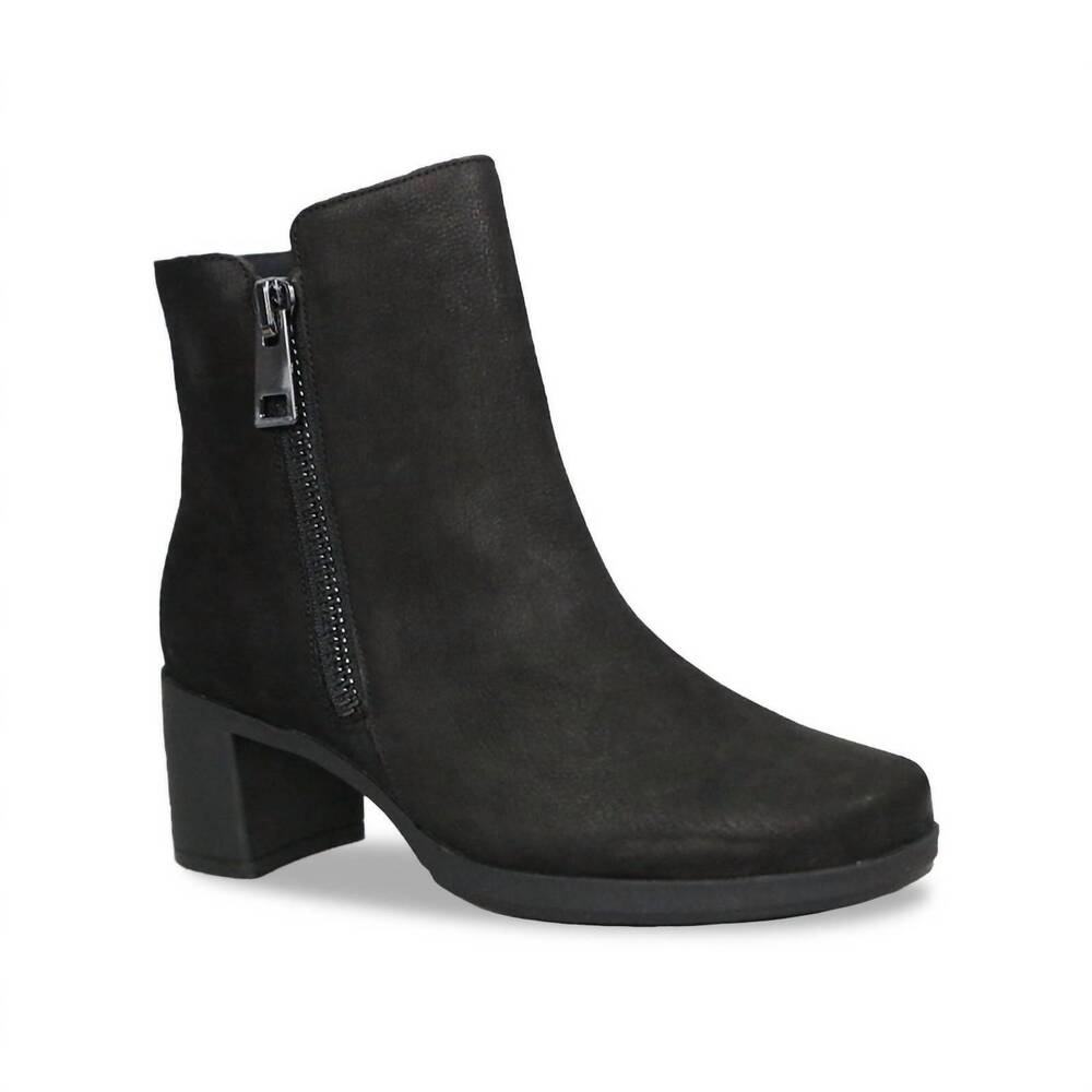 NEW MUNRO women's devon boots in black leather